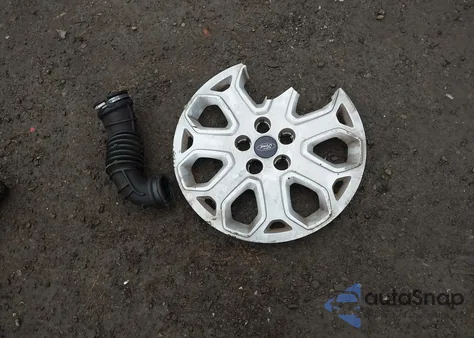 2012 Ford Focus Se z USA, uszkodzony, nr VIN 1FAHP3K21CL263315